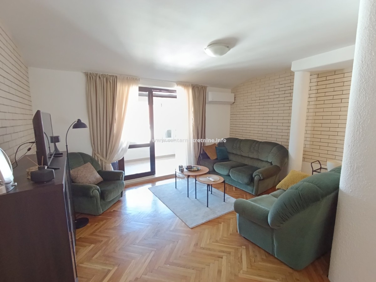 Prodaja, dvosoban stan 75m2, Centar, Podgorica
